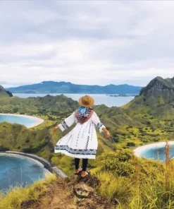 JOIN TRIP SAILING PHINISI JESSIE LABUAN BAJO 3 HARI 2 MALAM