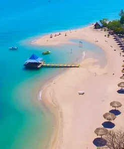 PAKET TOUR GILI LABAK – PANTAI SEMBILAN SUMENEP (3D2N)