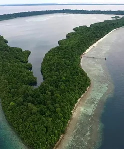 Paket Tour Maratua 4 Hari 3 Malam (Private Trip)